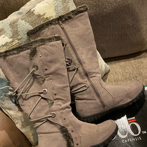 NIB Bucco knee Tall Fur Lined Boots - Picture 2 of 6